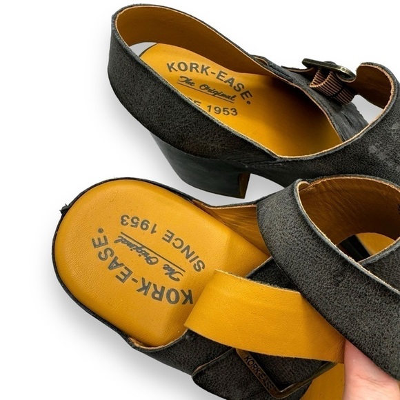 Kork-Ease San Carlos Distressed Slingback Platform Sandals, Dark Grey, Size 11 - Picture 10 of 15